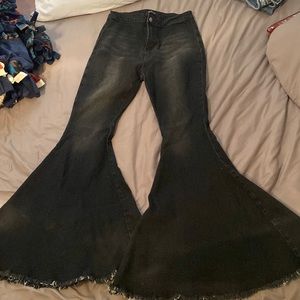size M, black, boutique bell bottoms